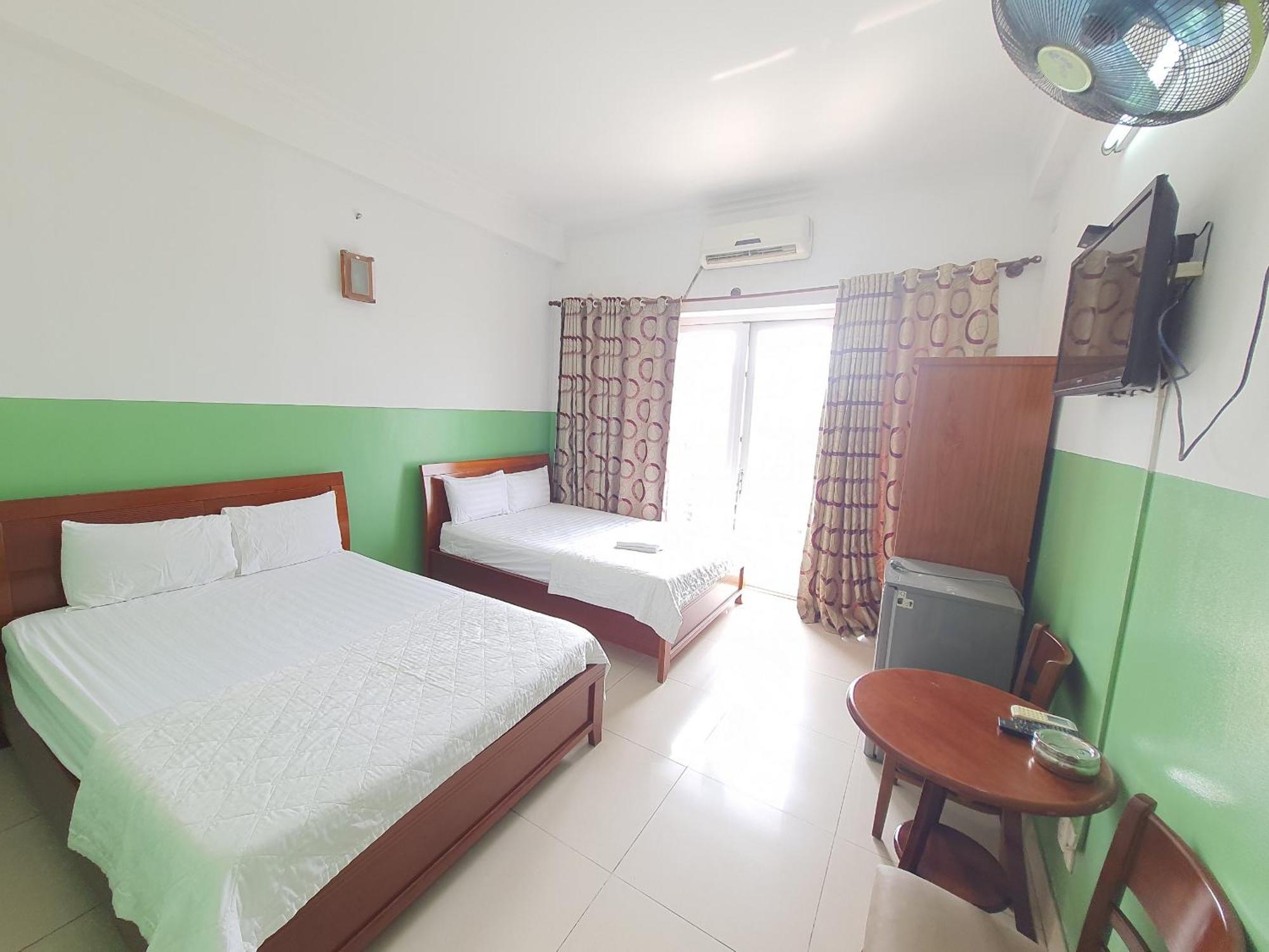 Khach San Anh Thu Hotel Ho Chi Minh City Exterior photo